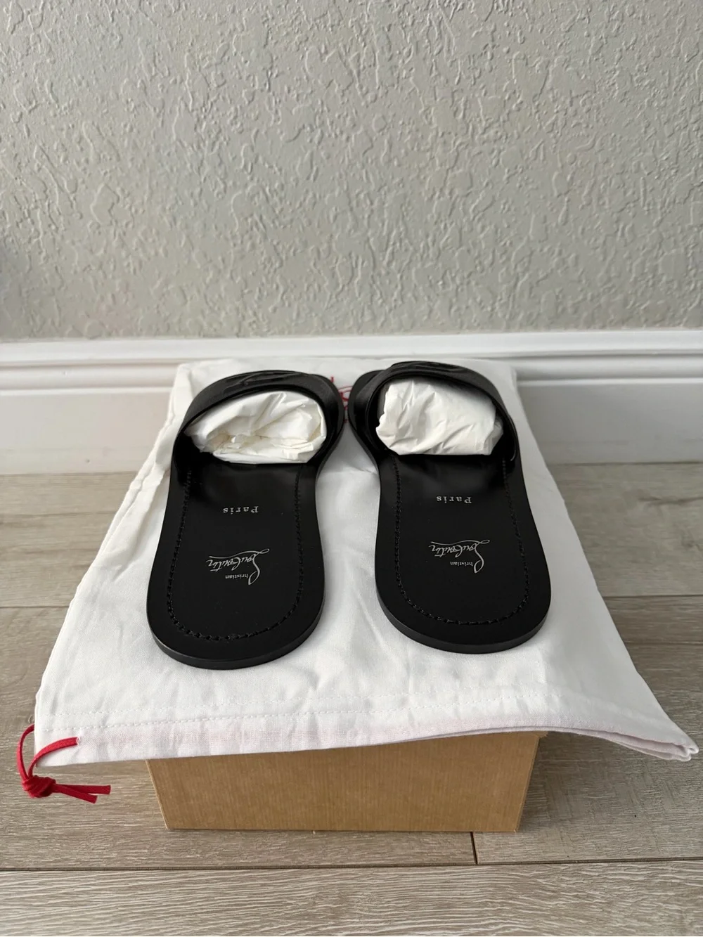Christian Louboutin Black leather Embossed CL Slide Sandals men 44